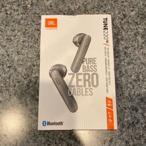 JBL tune220 tws headphones
